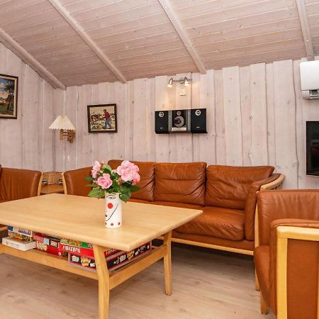 8 Person Holiday Home In Hovborg Zewnętrze zdjęcie