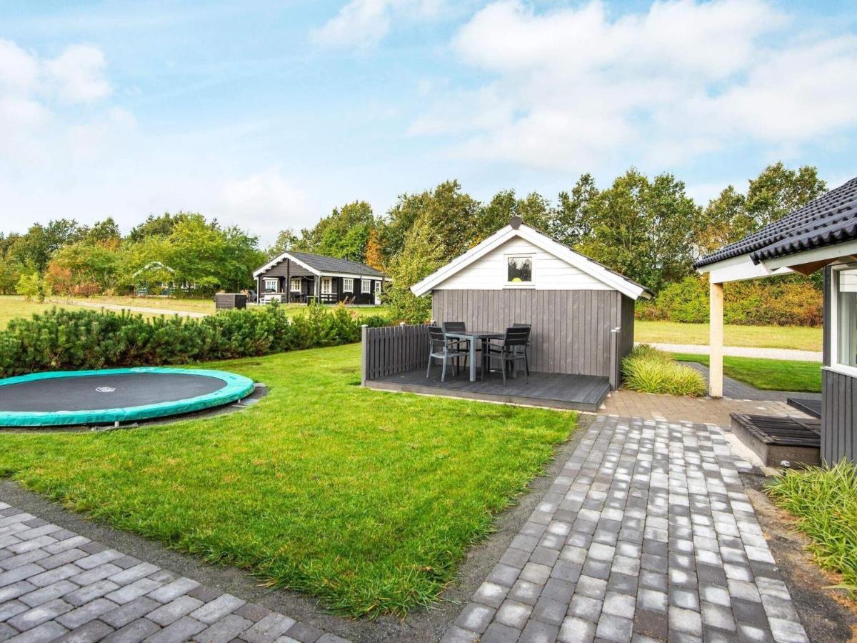 8 Person Holiday Home In Hovborg Zewnętrze zdjęcie