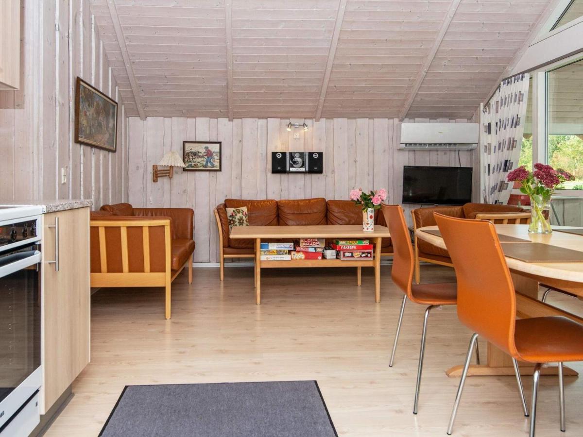8 Person Holiday Home In Hovborg Zewnętrze zdjęcie